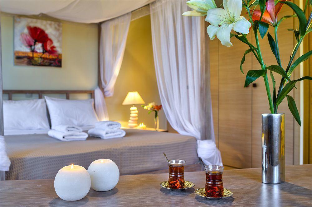 Apirathes Residence Zoúrva Dış mekan fotoğraf