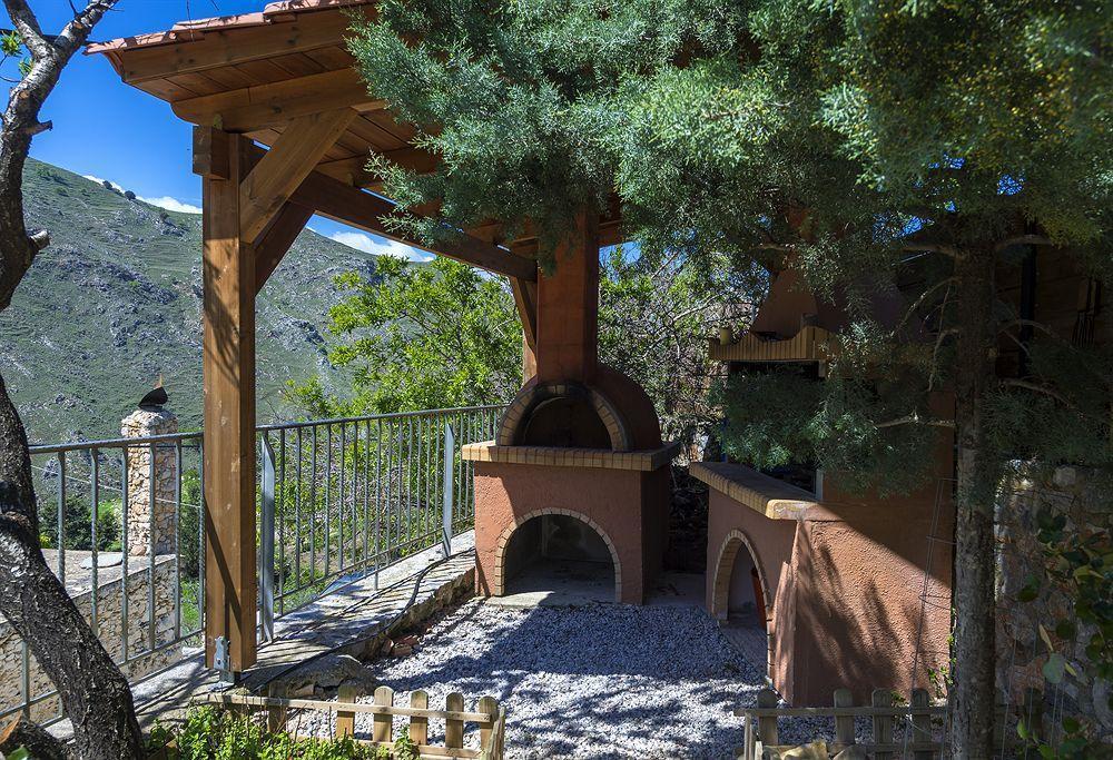 Apirathes Residence Zoúrva Dış mekan fotoğraf