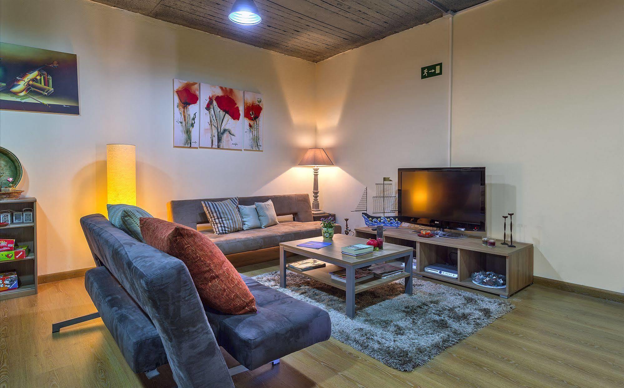 Apirathes Residence Zoúrva Dış mekan fotoğraf