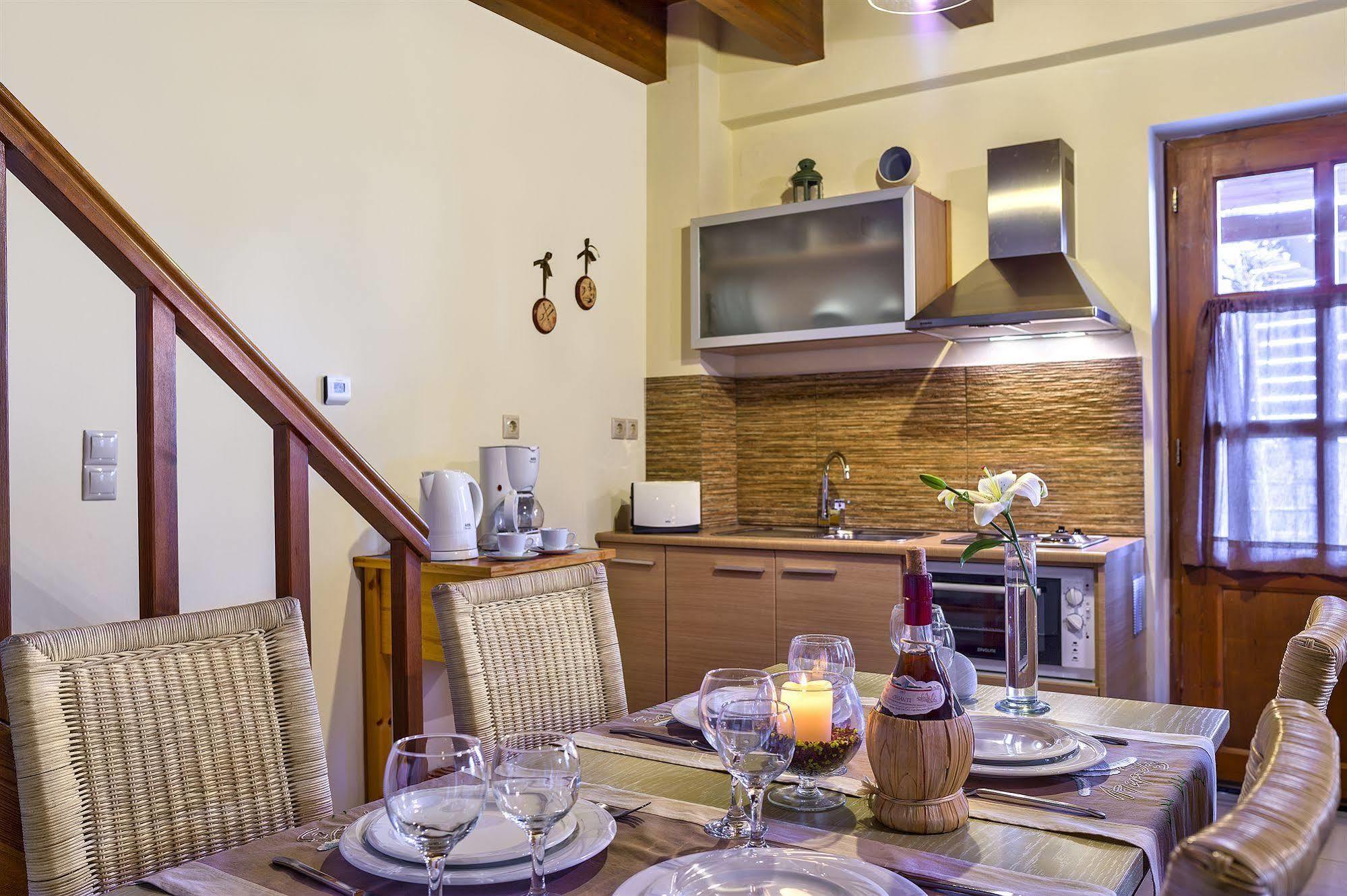 Apirathes Residence Zoúrva Dış mekan fotoğraf