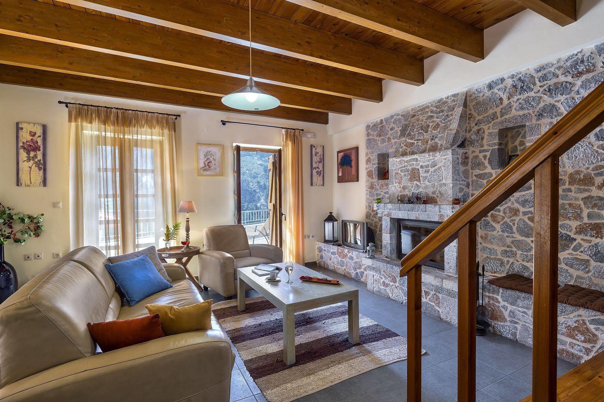 Apirathes Residence Zoúrva Dış mekan fotoğraf