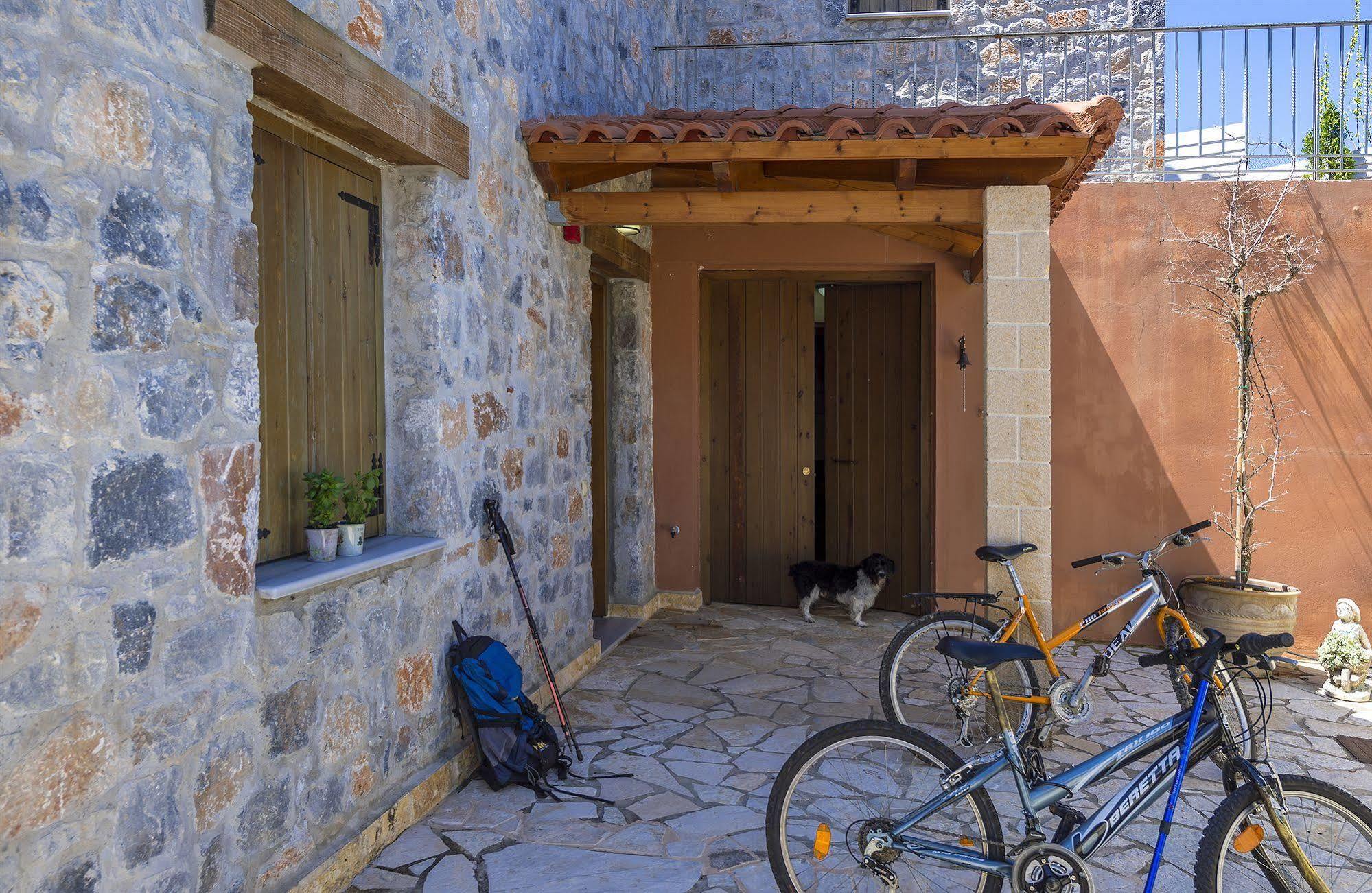 Apirathes Residence Zoúrva Dış mekan fotoğraf